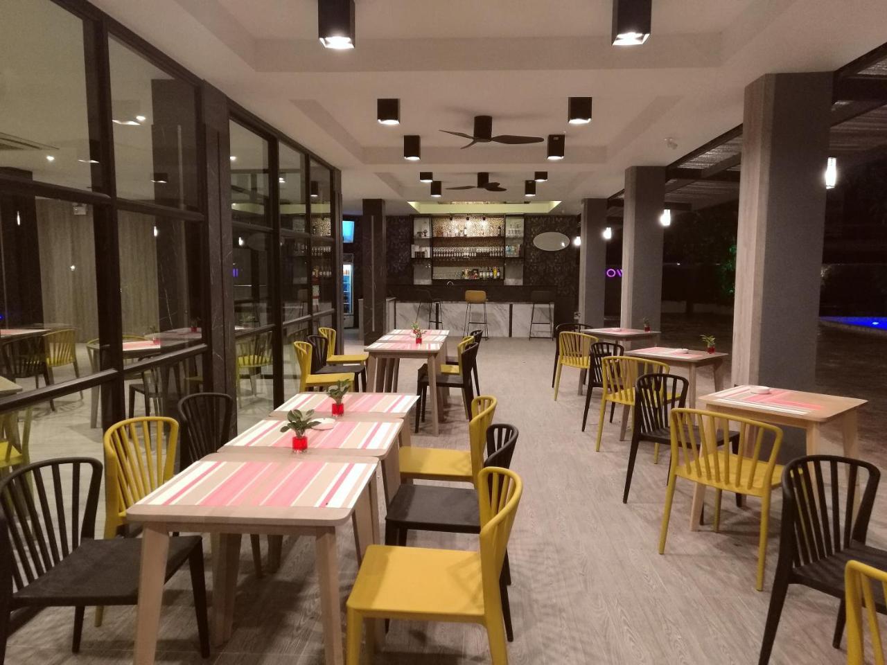 Glow Inn South Pattaya Εξωτερικό φωτογραφία